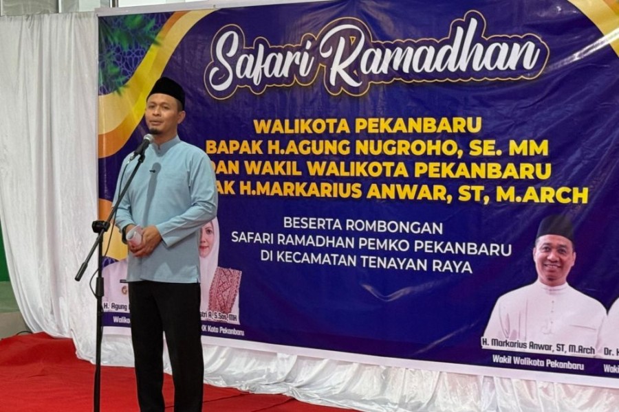 Safari Ramadan di Tenayan Raya, Wali Kota Bantu Rp200 Juta Masjid Baitul Amanah