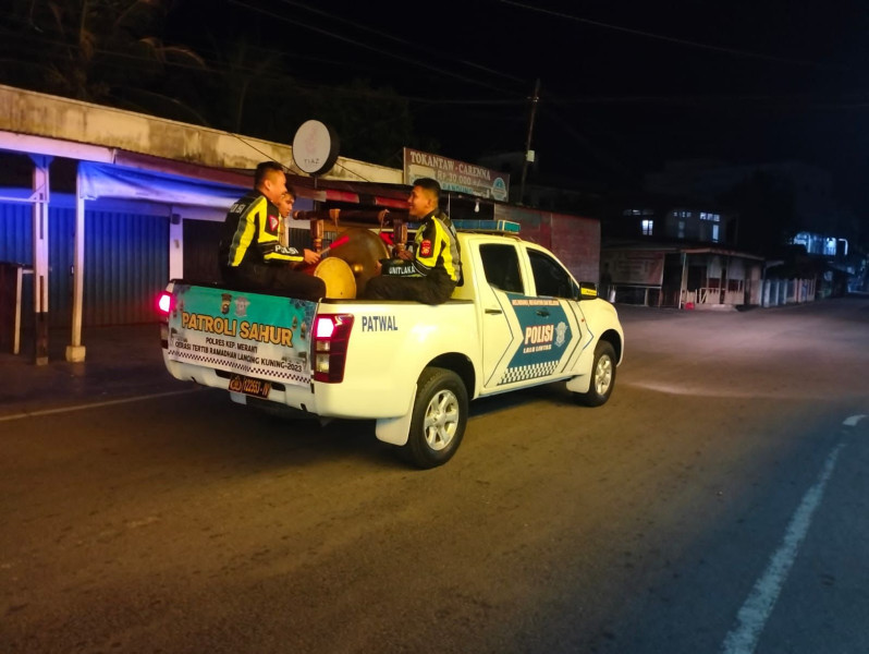Peduli dan Berikan Rasa Aman, Personel Polres Meranti Gelar Patroli Sahur