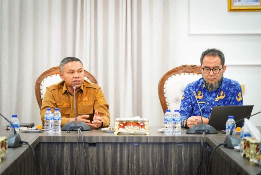 Gubernur Riau Dorong Program Satu Rumah Satu Sarjana untuk Cetak Wirausaha Muda