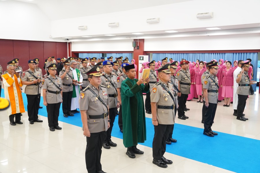 Dilantik Kapolda Irjen Pol Herry Heryawan, Ini Daftar Pejabat Baru Polda Riau