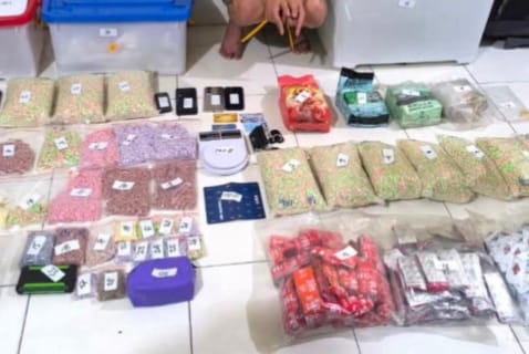 Polisi Bongkar Gudang Narkoba di Pekanbaru, Kurir YY Diringkus
