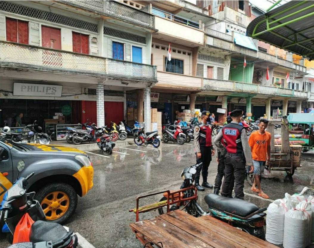 Personel Sat Samapta Patroli Antisipasi Gangguan Kamtibmas di Selatpanjang