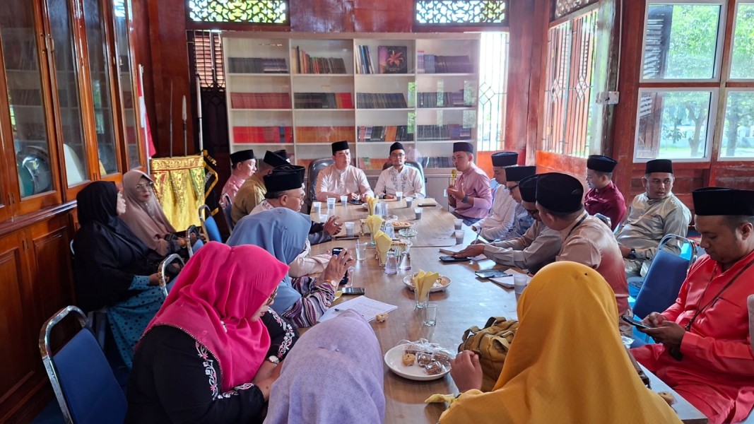 Terima Kunjungan Bawaslu, LAMR Kepulauan Meranti Siap Bekerja Sama Demi Pemilu Berkualitas