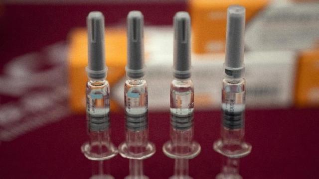 Tinggalkan Vaksin Sinovac, China Disebut Borong Pfizer dan Moderna