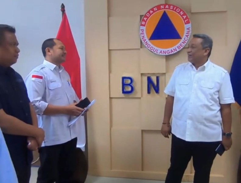 Bupati Rokan Hulu Koordinasi Dengan BNPB Soal Kerusakan Infrastruktur Karena Banjir