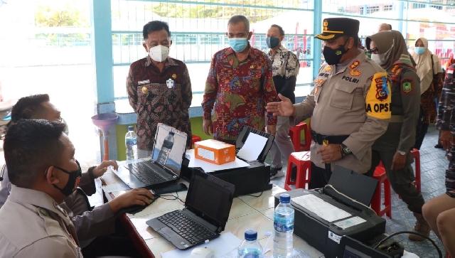 TNI-Polri Gelar Serbuan Vaksinasi COVID-19 Untuk Pelajar di Meranti
