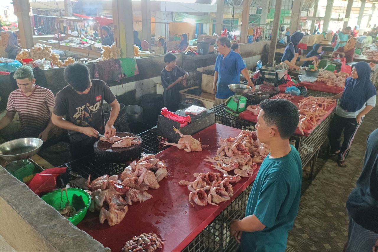 Jelang Ramadan, Harga Daging Sapi di Pekanbaru Rp 140 Ribu per Kg