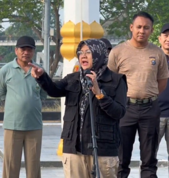 Tindaklanjuti Perintah Presiden, Gotong Royong Massal Jadi Agenda Rutin di Siak