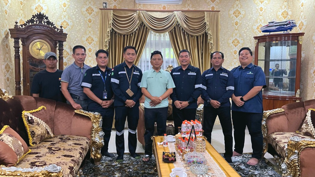 Temui Bupati Asmar, Pejabat PT Timah Laporkan Pemberian Bantuan 13 Sapi Kurban