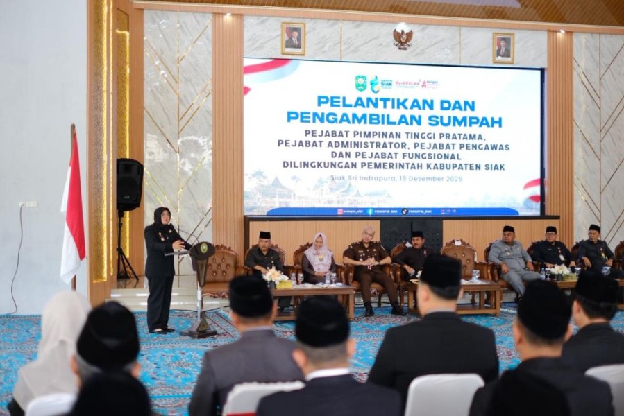 Setelah Enam Bulan Pimpin Siak, Bupati Afni Lantik 71 Pejabat