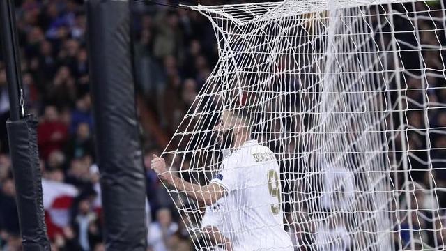Sejak Ronaldo Pergi, Benzema Lebih Mematikan Dibanding Messi