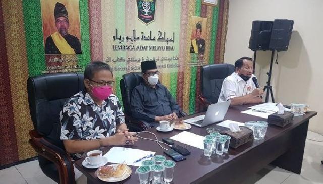 Jelang Berangkat PON XX di Papua, Pengurus KONI Riau Silaturahmi ke LAMR