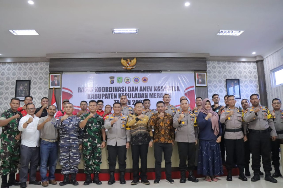 Forkopimda dan Stakeholder Terkait Ikuti Rakor dan Anev Karhutla di Mapolres Kepulauan Meranti