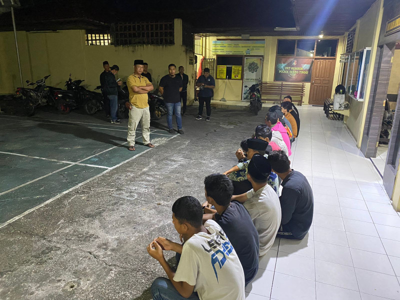 Polsek Tebingtinggi Amankan Puluhan Pemuda Terlibat Perang Kain Sarung