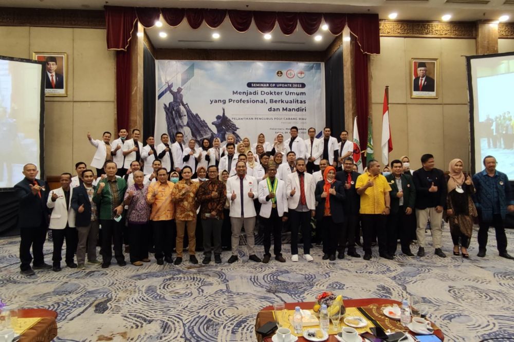 Dokter Achmad Yani Pimpin PDUI Riau Periode 2022 - 2025