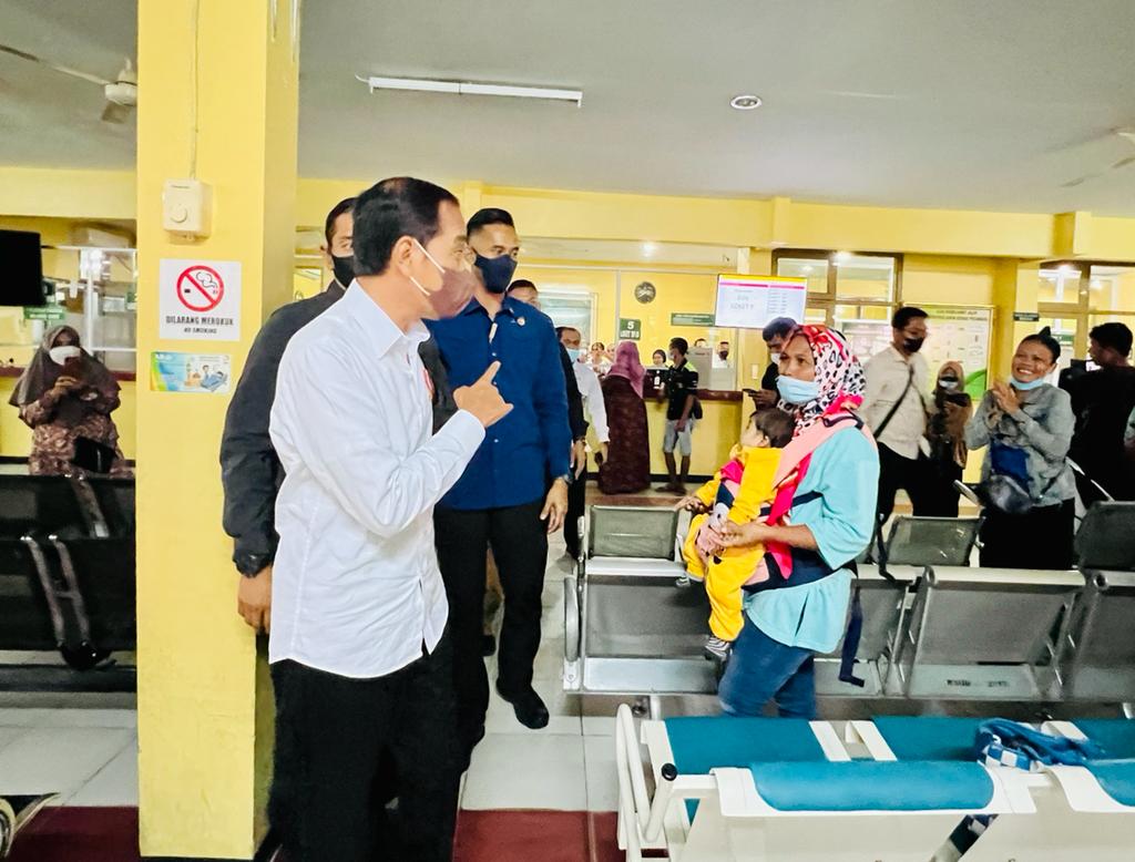 Presiden Jokowi Cek Pelayanan BPJS di RSUD Arifin Achmad Provinsi Riau