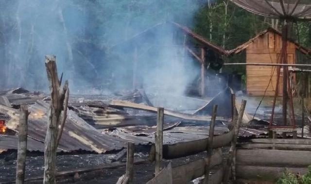 Rumah Kayu Milik Warga Pulau Merbau Habis Terbakar