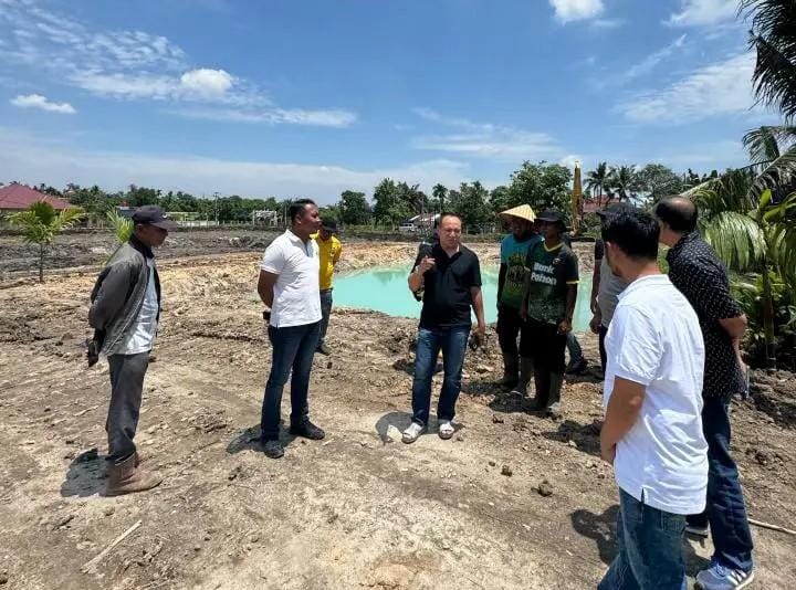 Irjen Pol Herry Tinjau Pembangunan Bank Pohon di Rumbai Pesisir