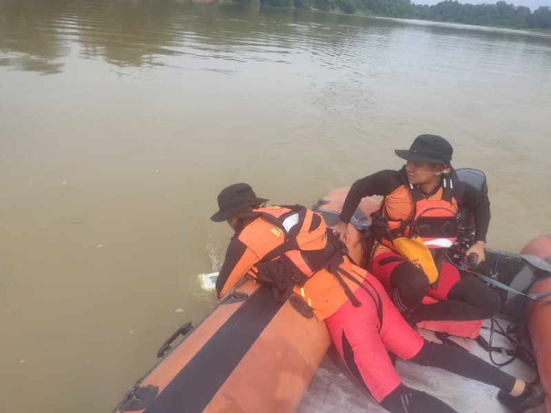 Terpeleset di Danau Bingkuang, Lansia Hilang Tenggelam