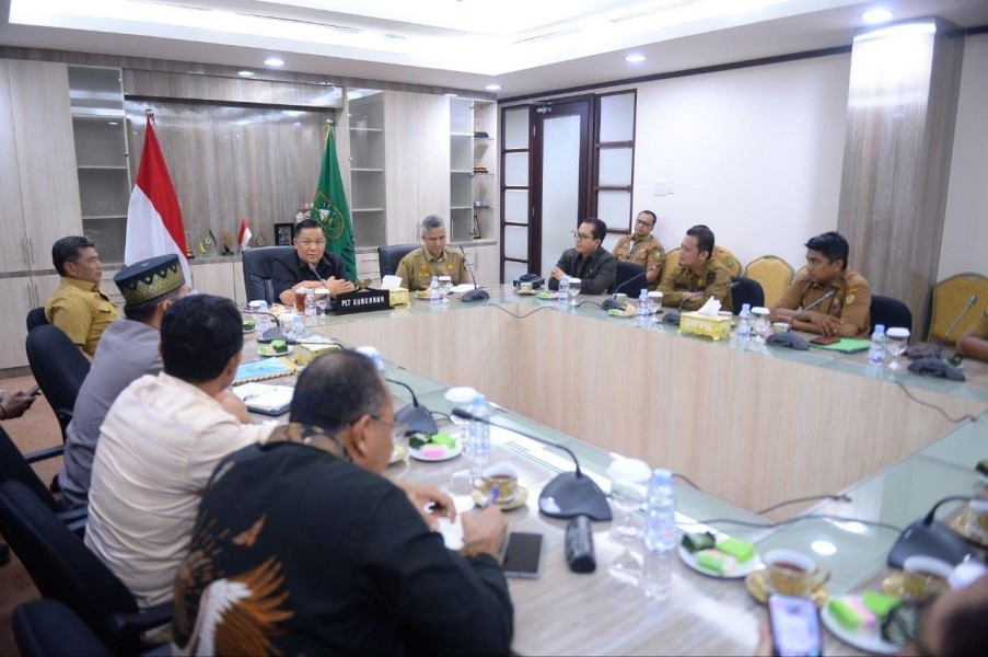 Pemprov Riau Dorong Penyelesaian Jembatan Rumbio yang 8 Tahun Mangkrak