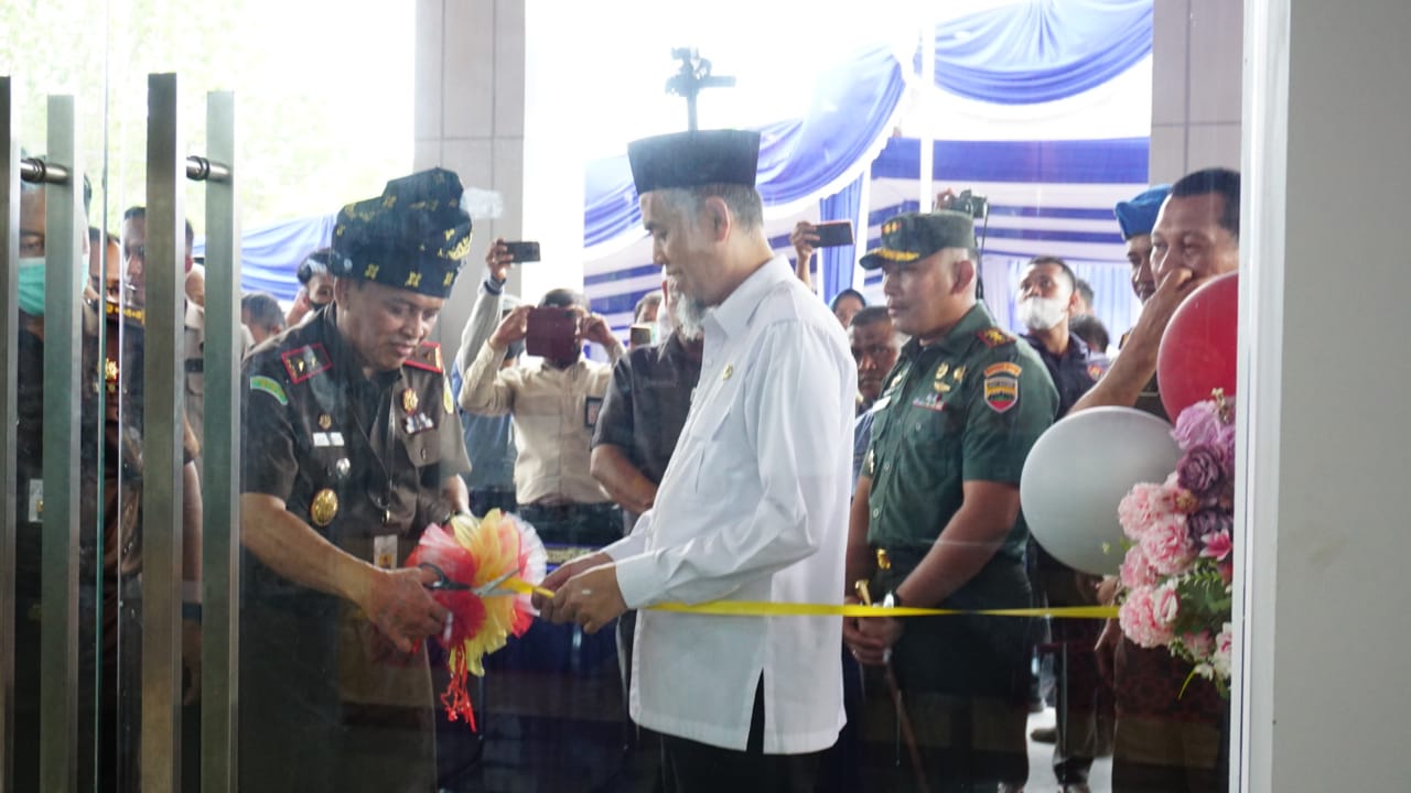 Kajati Riau Resmikan Kantor Kejaksaan Negeri Dumai