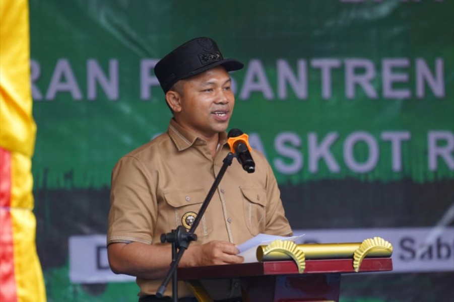 Misi Hijau di Negeri Bakau: Gubri Abdul Wahid Resmikan Pesantren Ekologi di Inhil
