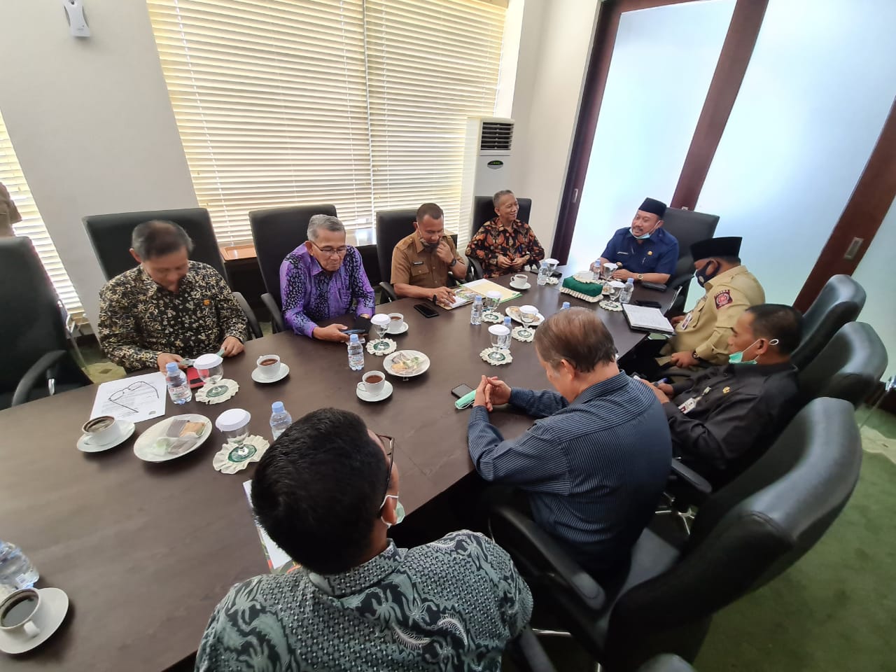 Suasana Silaturahmi Rektor dan Tim Pascasarjana Universitas Islam Riau dengan Bupati Kampar Selasa Sian (23/06/2020)